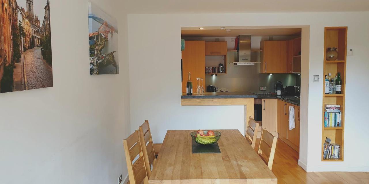 Altido Alluring 3Br Apt Near The Centre With Parking Εδιμβούργο Εξωτερικό φωτογραφία