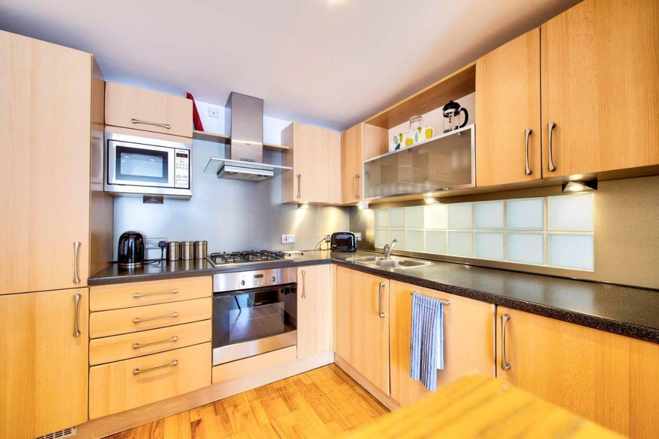 Altido Alluring 3Br Apt Near The Centre With Parking Εδιμβούργο Εξωτερικό φωτογραφία